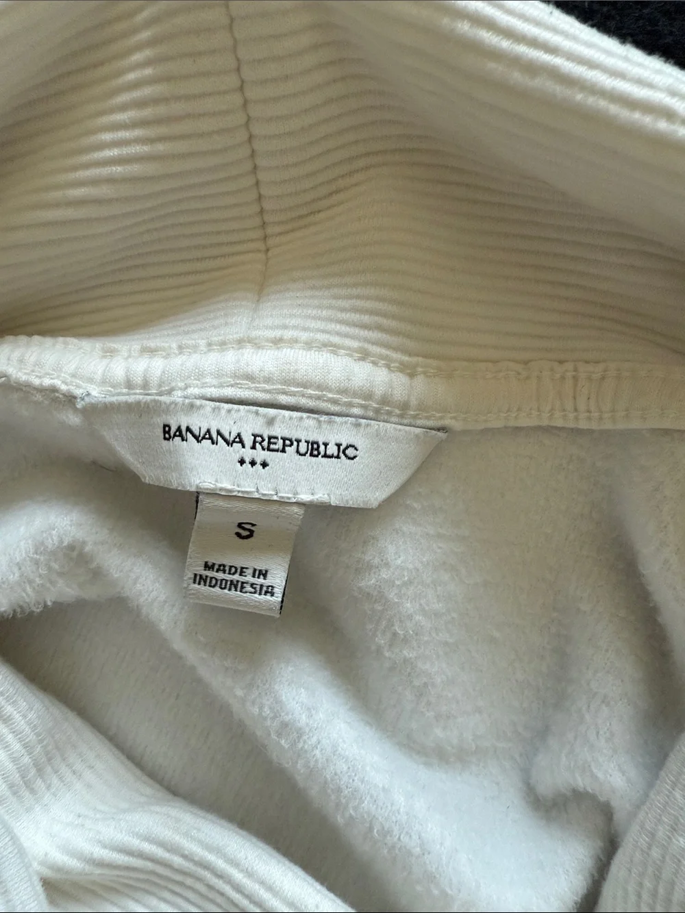 Banana Republic Cream Turtleneck Sweater